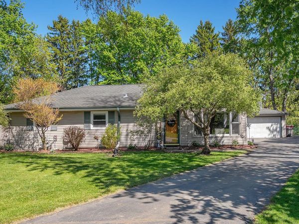 W143S7066 Belmont DRIVE, Muskego, WI 53150