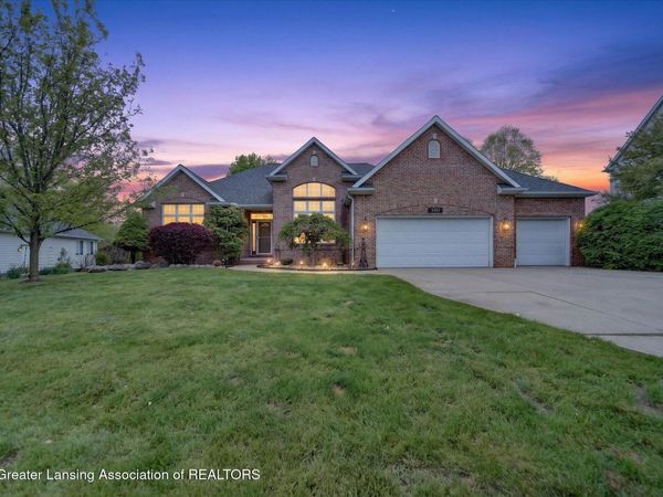 5553 Wild Iris, Haslett, MI 48840