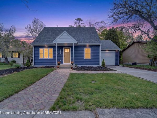 4221 Chickory Lane, Lansing, MI 48910