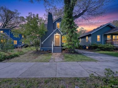 582 E Drayton Street, Ferndale, MI 48220