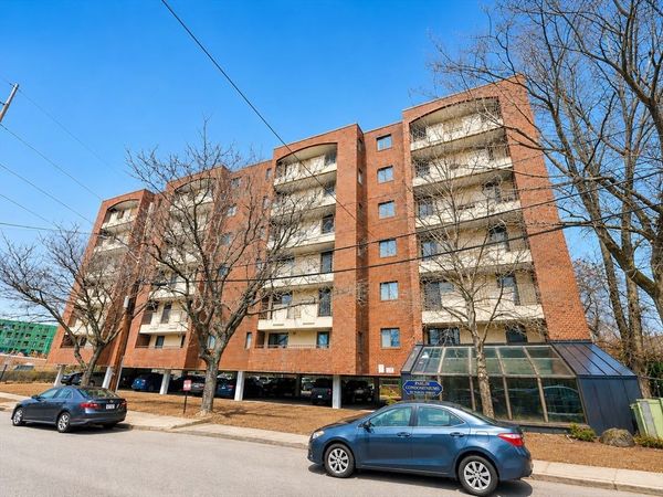 39 Parlin St, Unit 207, Everett, MA 02149