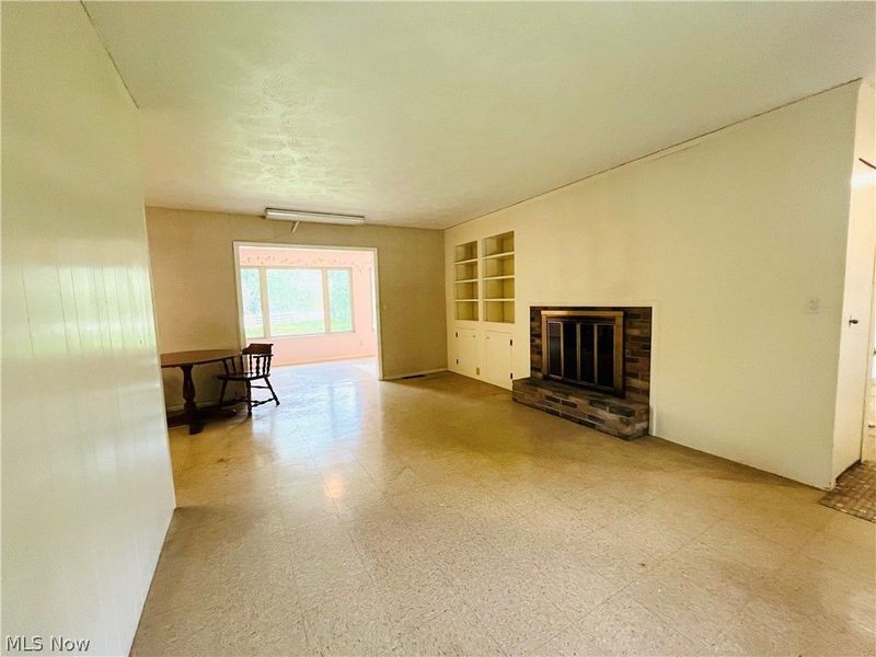 723 Trotter Lane , Berea, OH 44017 Photo 3