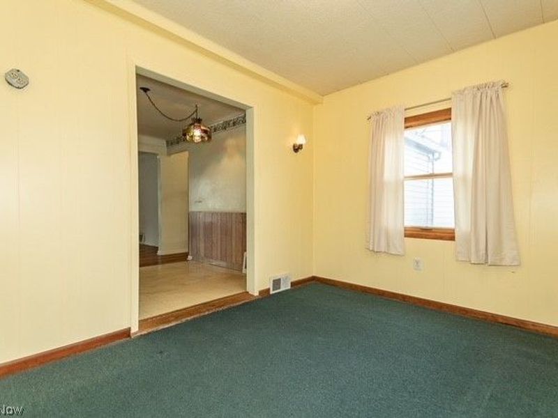 357 E 307th Street, Willowick, OH 44095 Photo 16
