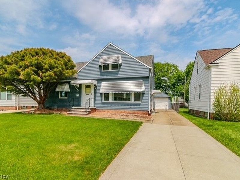 357 E 307th Street, Willowick, OH 44095 Photo 3