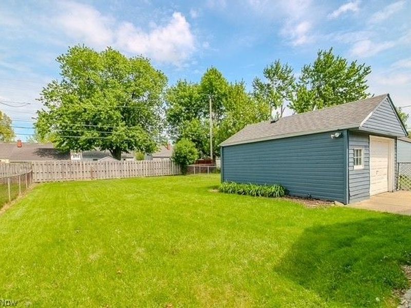 357 E 307th Street, Willowick, OH 44095 Photo 48