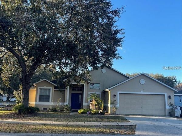 519 THOUSAND OAKS BOULEVARD, DAVENPORT, FL 33896