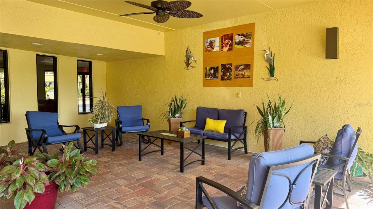 5775 Park Street N, Unit 410, Saint Petersburg, FL 33709 Photo