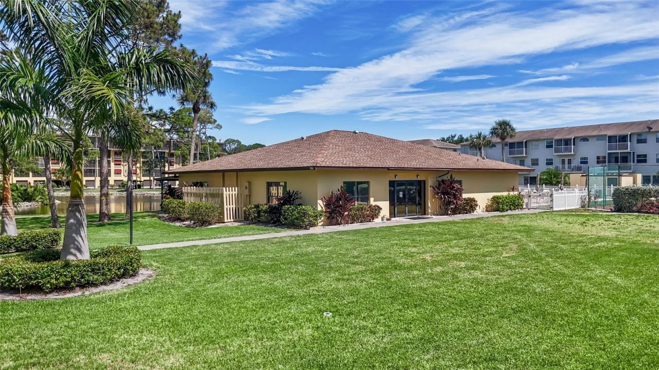 5775 Park Street N, Unit 410, Saint Petersburg, FL 33709 Photo