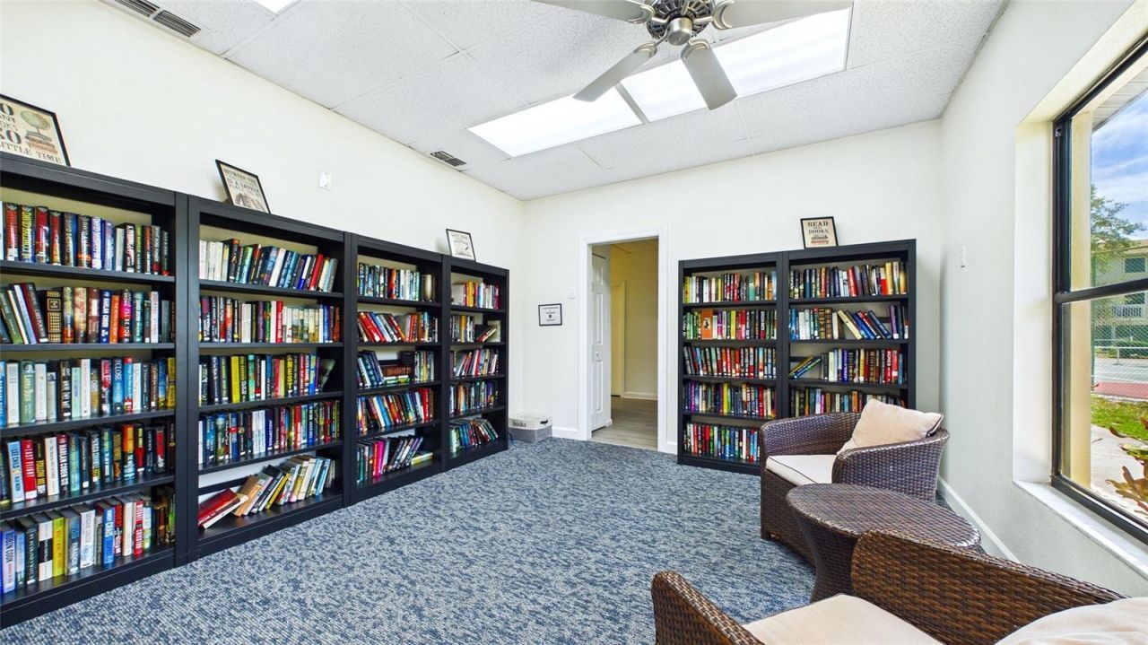 5775 Park Street N, Unit 410, Saint Petersburg, FL 33709 Photo
