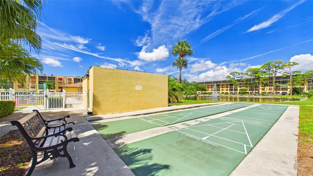 5775 Park Street N, Unit 410, Saint Petersburg, FL 33709 Photo