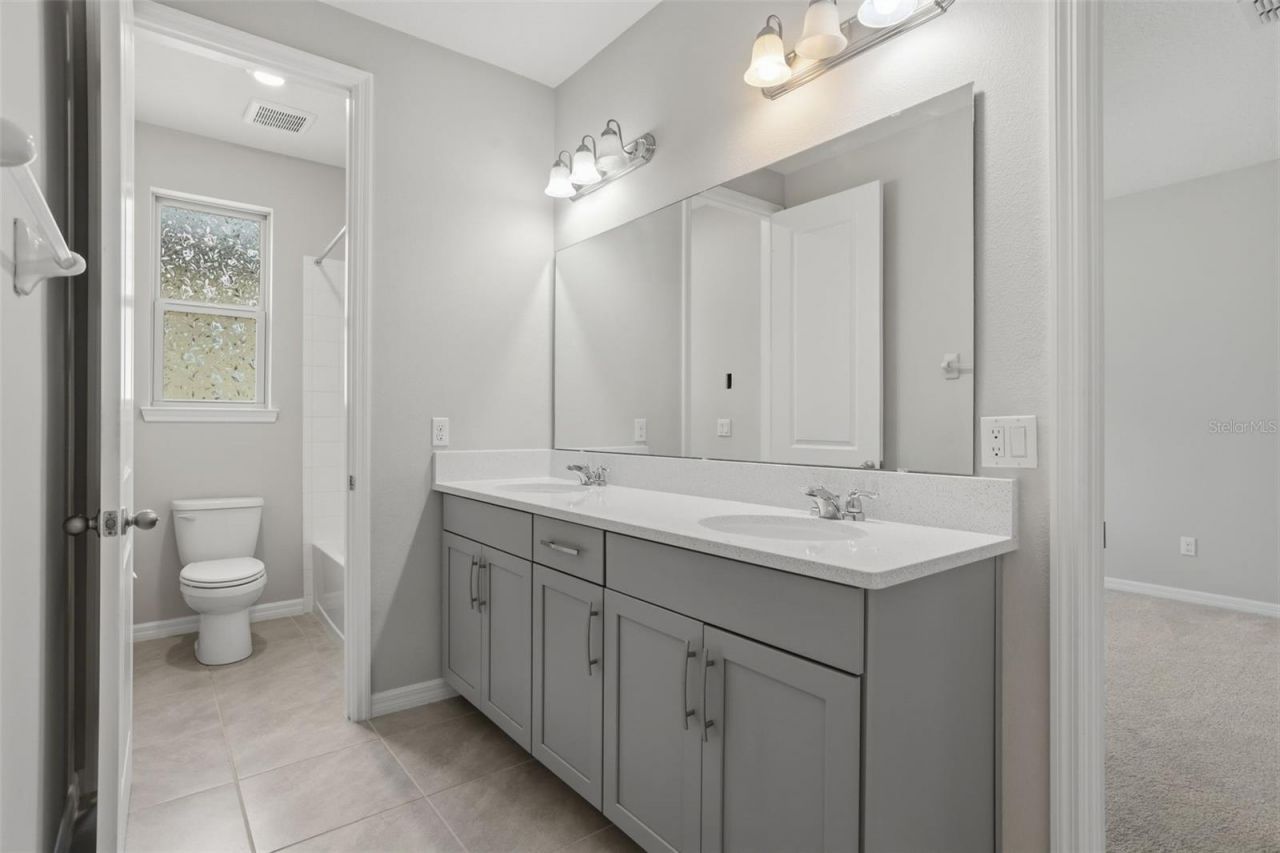 8355 Torcello Isle Drive , Windermere, FL 34786 Photo