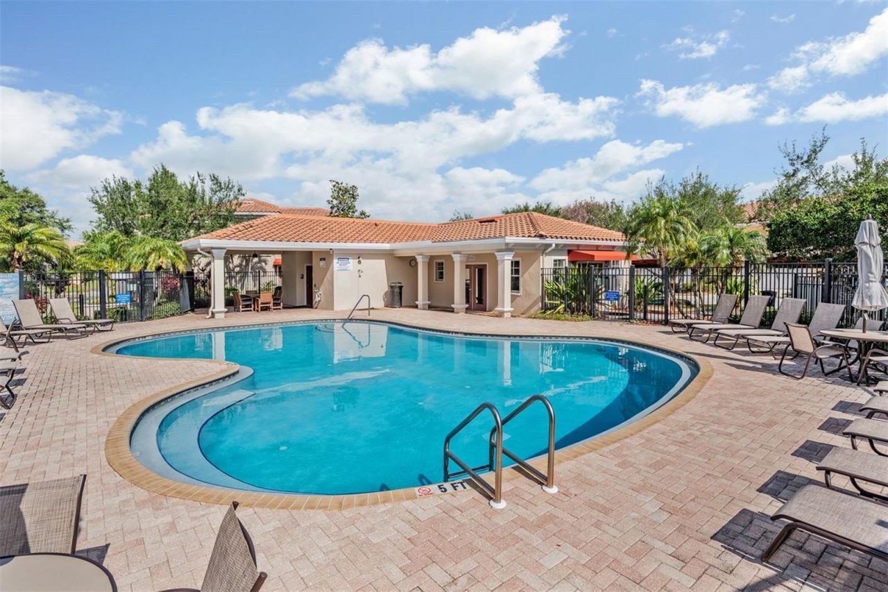 415 Barcelona Drive , Saint Petersburg, FL 33716 Photo