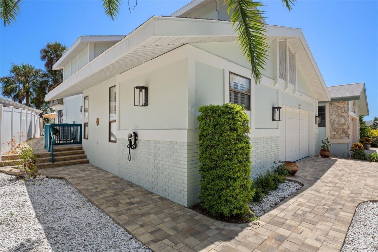5248 S Riverview Circle , Homosassa, FL 34448 Photo