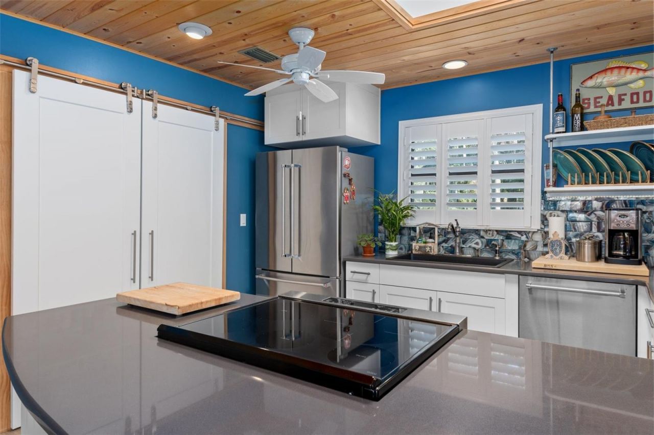 5248 S Riverview Circle , Homosassa, FL 34448 Photo