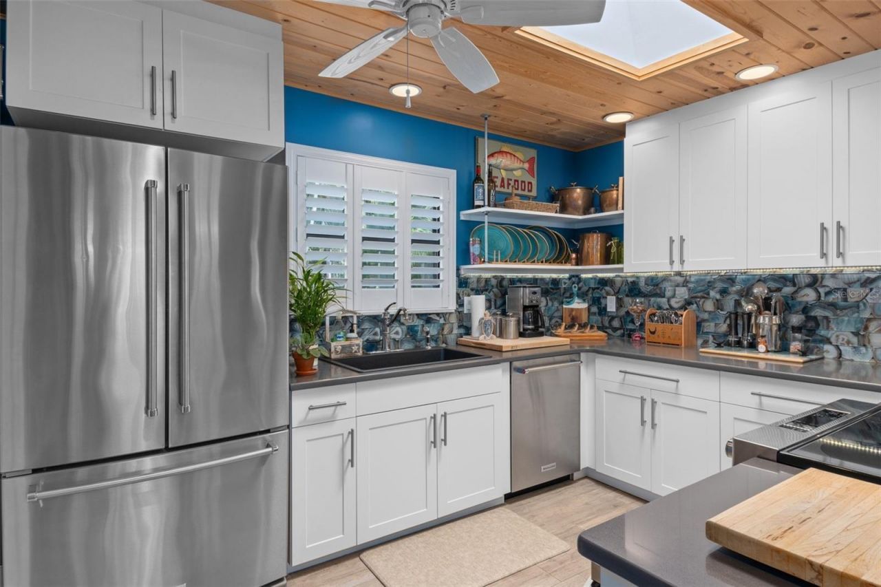 5248 S Riverview Circle , Homosassa, FL 34448 Photo