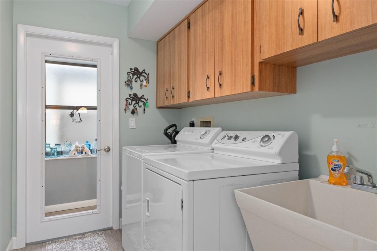 5248 S Riverview Circle , Homosassa, FL 34448 Photo
