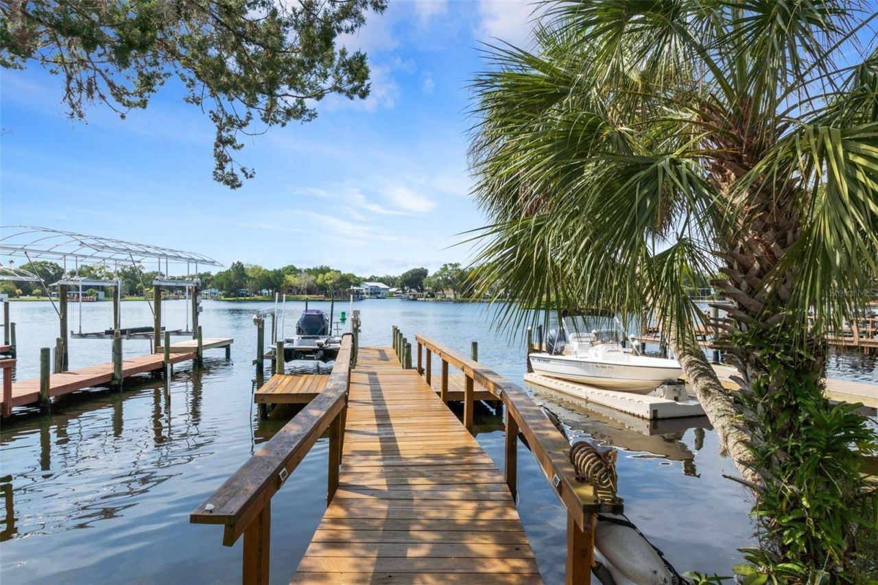 5248 S Riverview Circle , Homosassa, FL 34448 Photo
