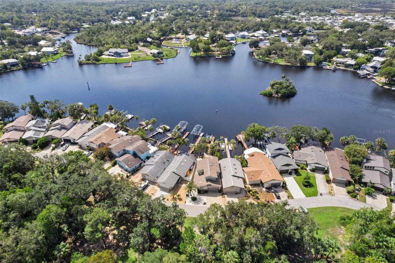 5248 S Riverview Circle , Homosassa, FL 34448 Photo
