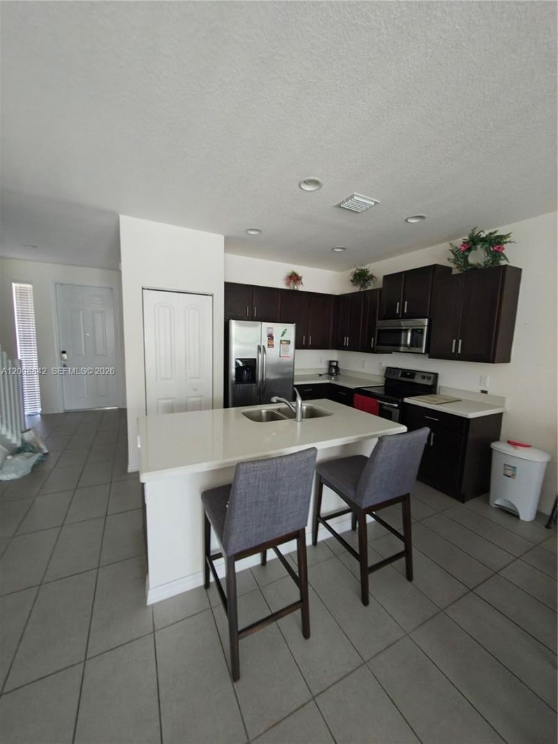 3329 NW 11th Ave , Unit 3329, Pompano Beach, FL 33064 Photo