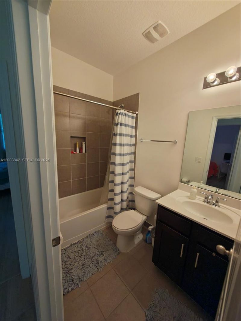 3329 NW 11th Ave , Unit 3329, Pompano Beach, FL 33064 Photo