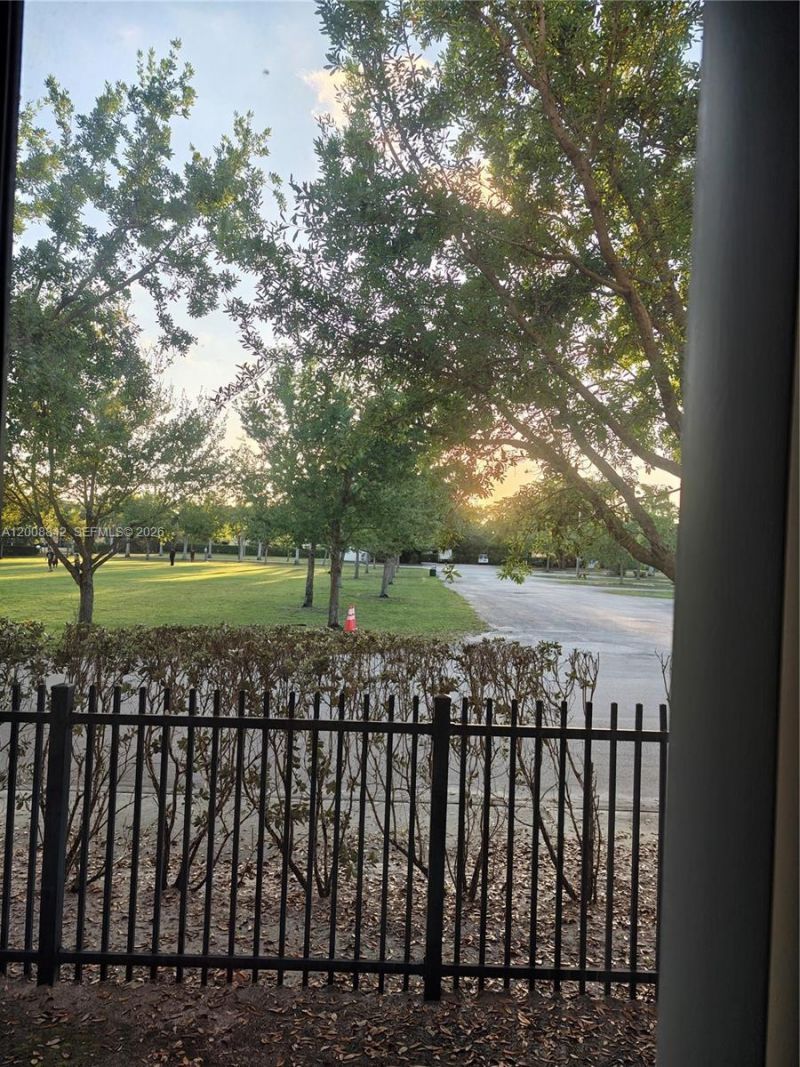 3329 NW 11th Ave , Unit 3329, Pompano Beach, FL 33064 Photo