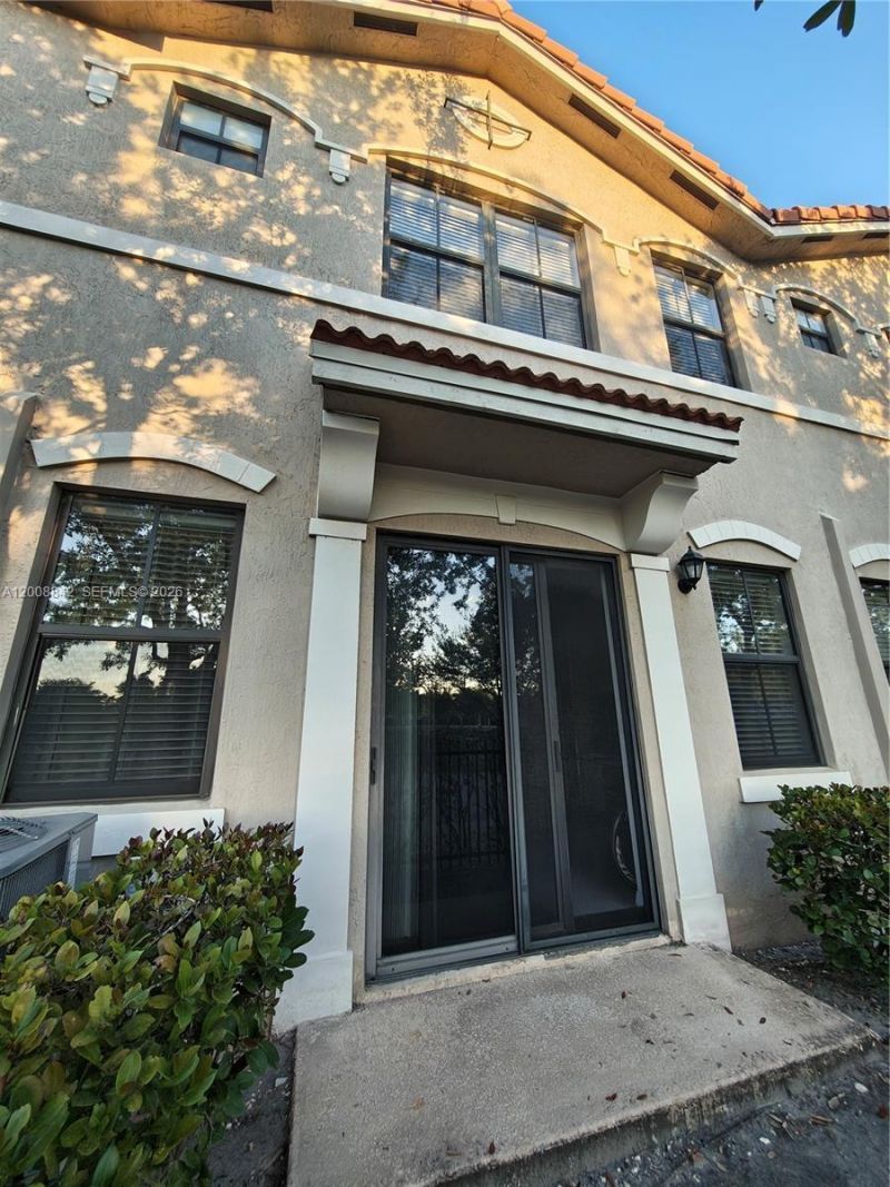 3329 NW 11th Ave , Unit 3329, Pompano Beach, FL 33064 Photo