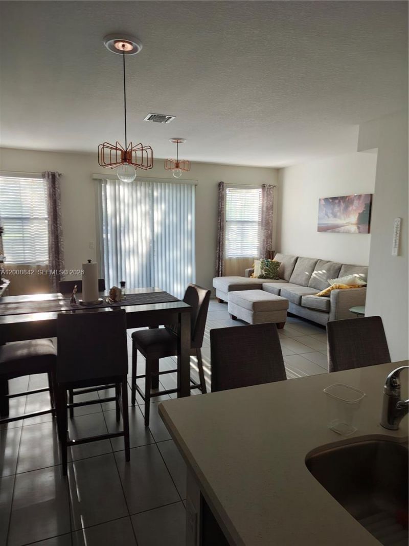 3329 NW 11th Ave , Unit 3329, Pompano Beach, FL 33064 Photo