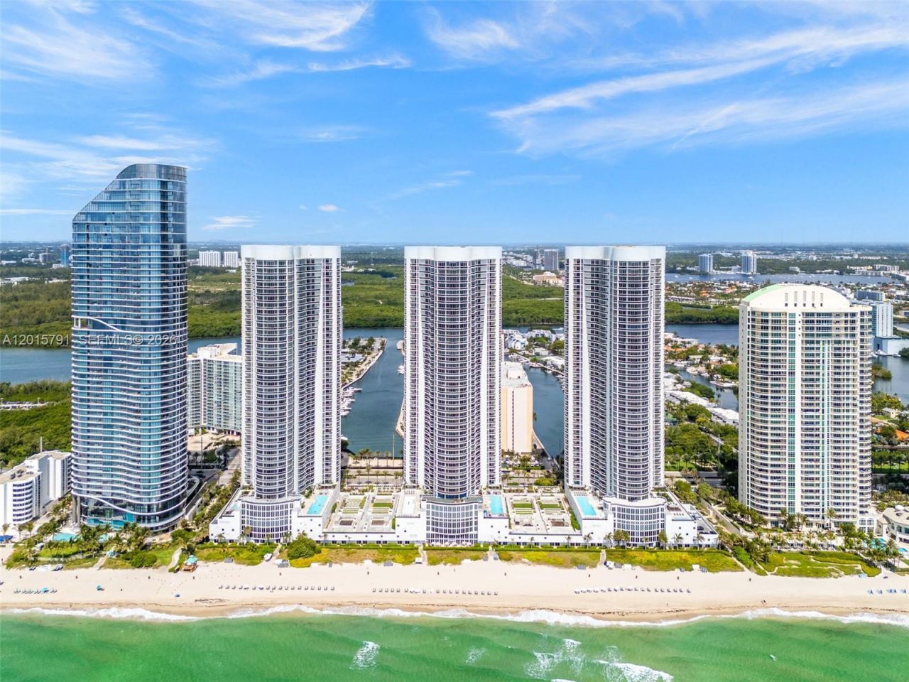 15901 Collins Ave, Unit 3302, Sunny Isles Beach, FL 33160 Photo