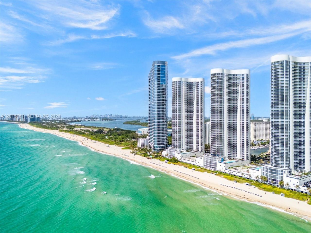 15901 Collins Ave, Unit 3302, Sunny Isles Beach, FL 33160 Photo