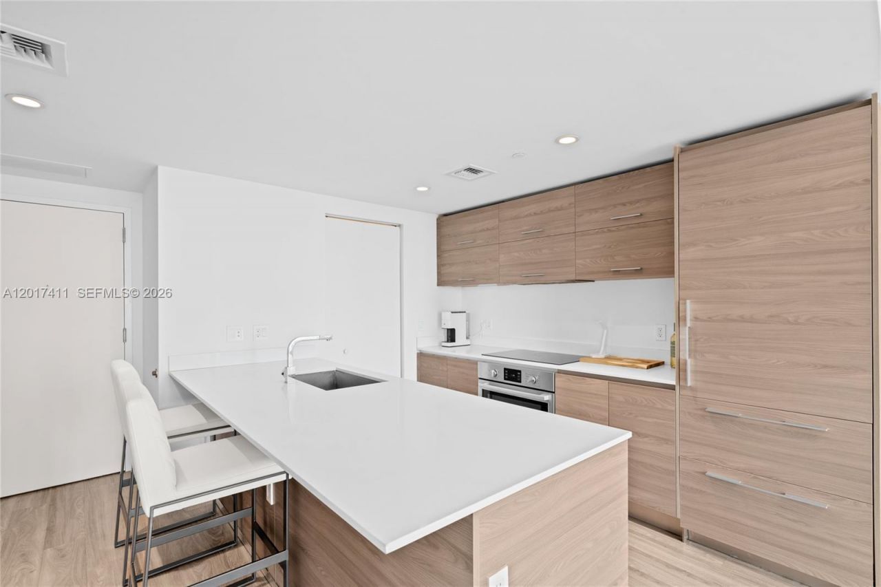 1300 S Miami Ave, Unit 1004, Miami, FL 33130 Photo