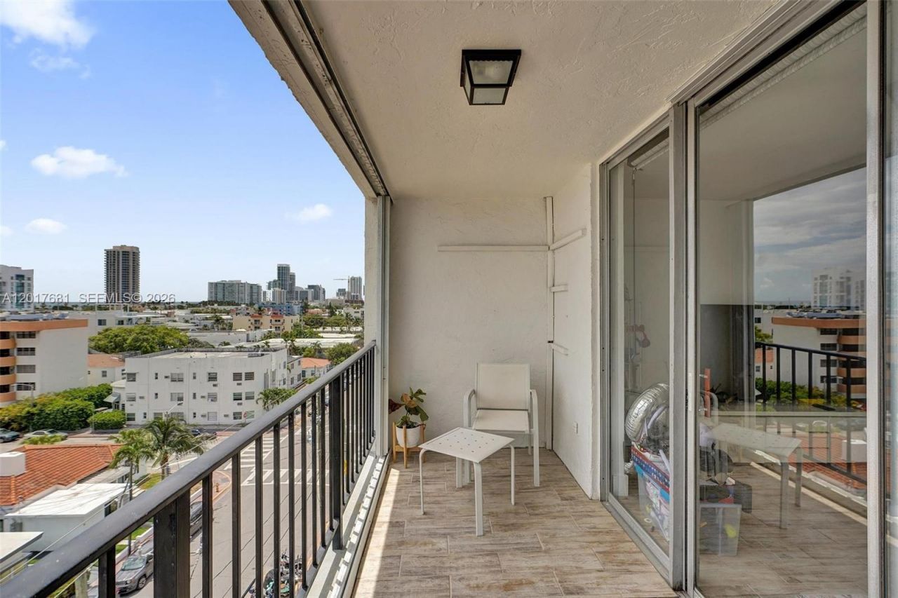 7850 Byron Ave , Unit 702, Miami Beach, FL 33141 Photo