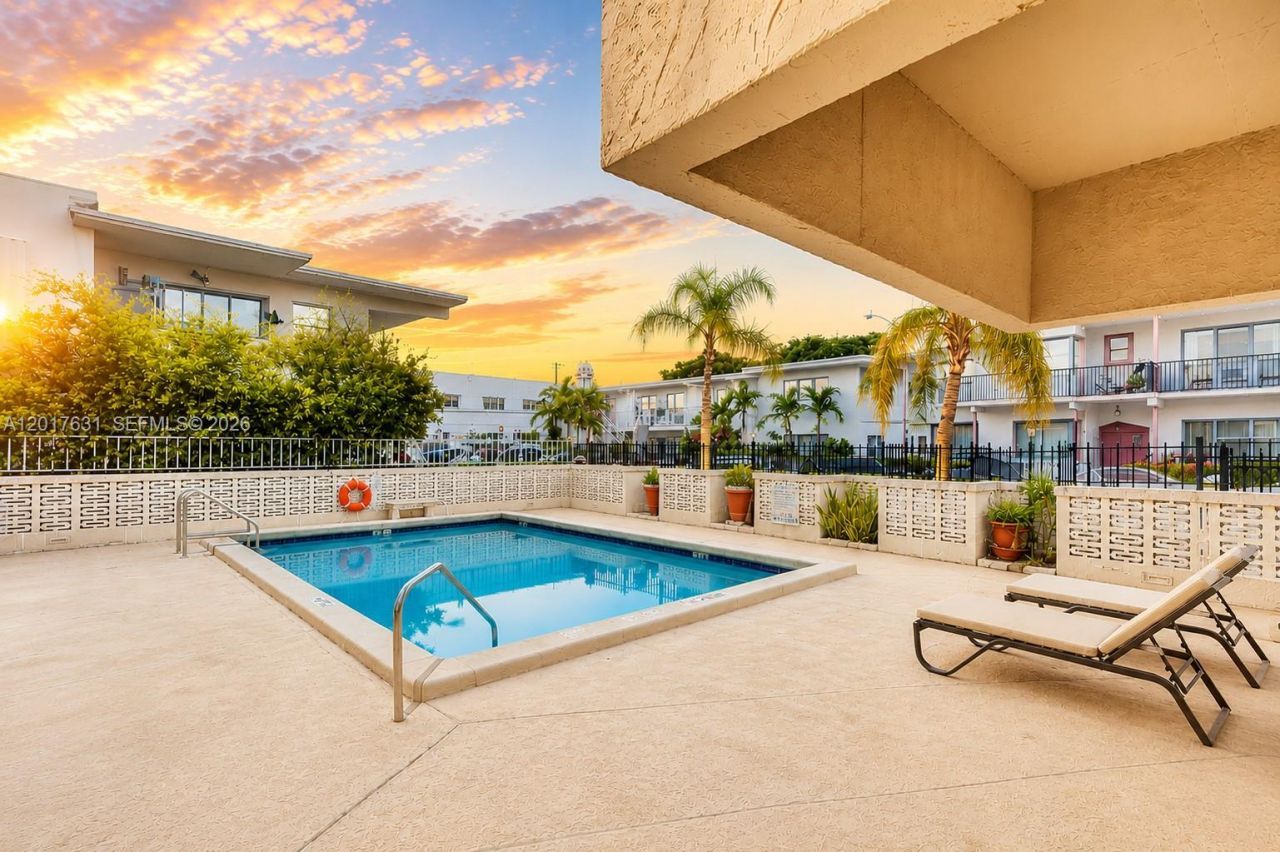 7850 Byron Ave, Unit 702, Miami Beach, FL 33141 Photo