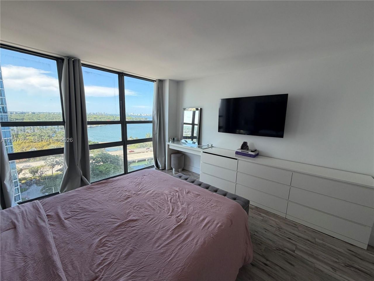 600 NE 36th St, Unit 1610, Miami, FL 33137 Photo
