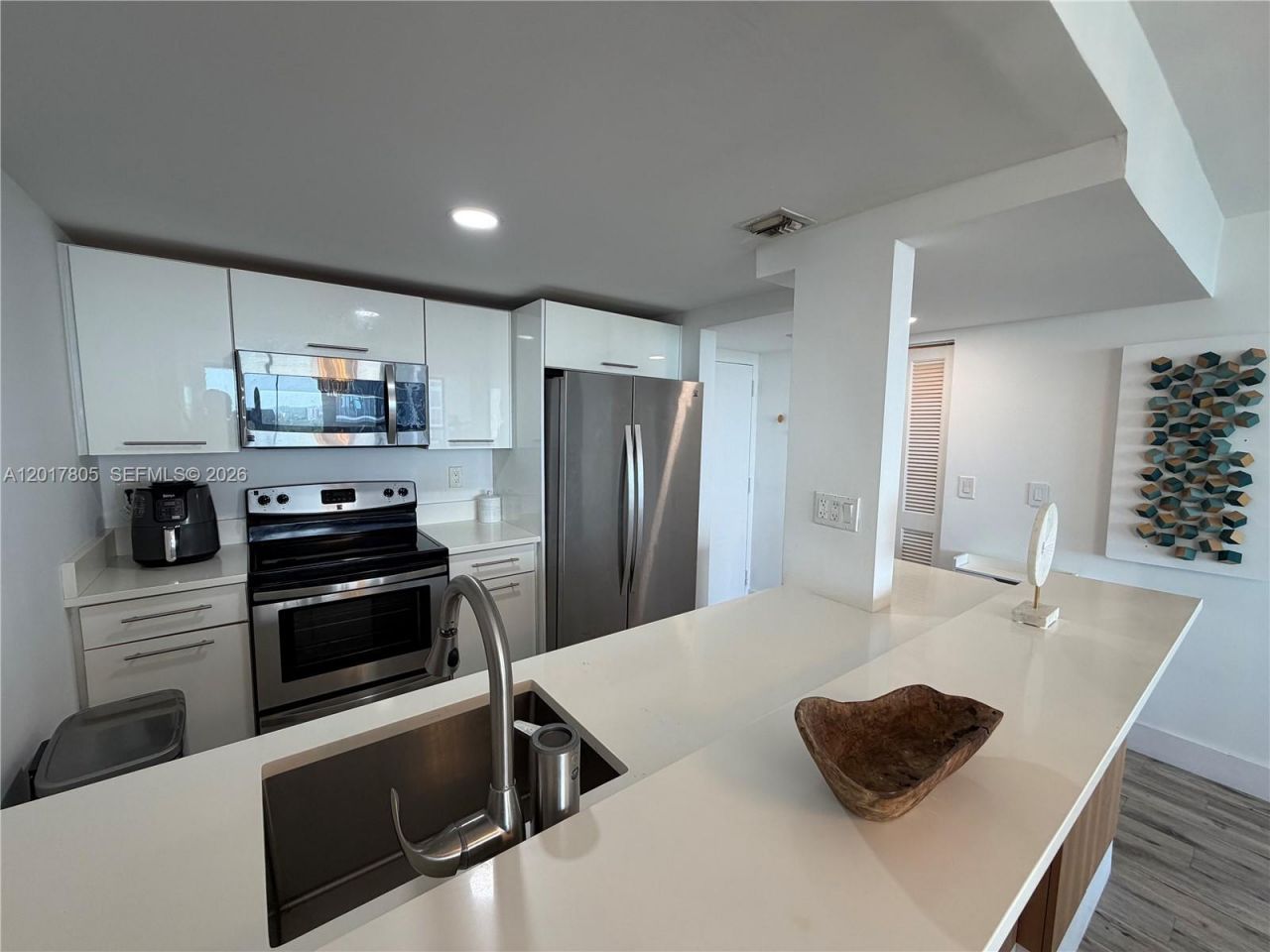 600 NE 36th St, Unit 1610, Miami, FL 33137 Photo