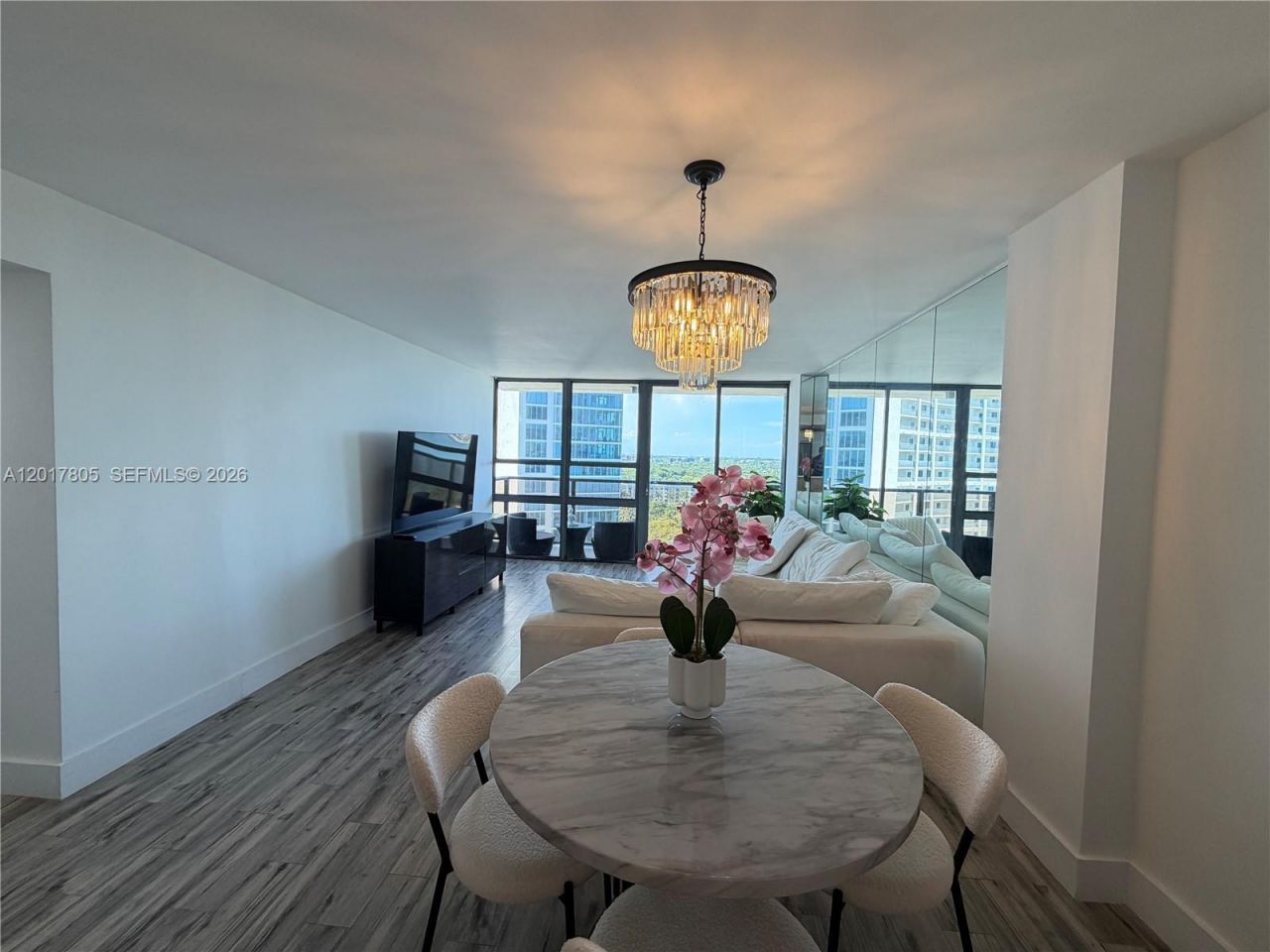 600 NE 36th St, Unit 1610, Miami, FL 33137 Photo