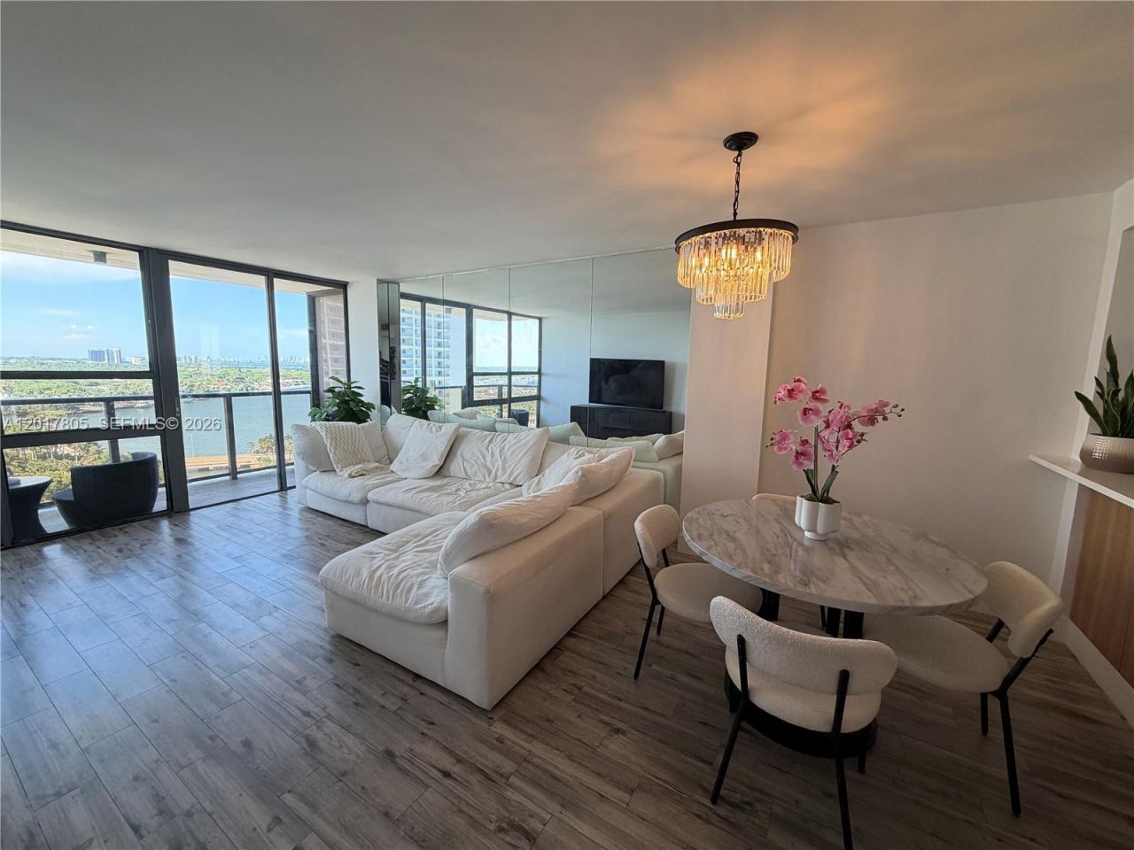 600 NE 36th St, Unit 1610, Miami, FL 33137 Photo