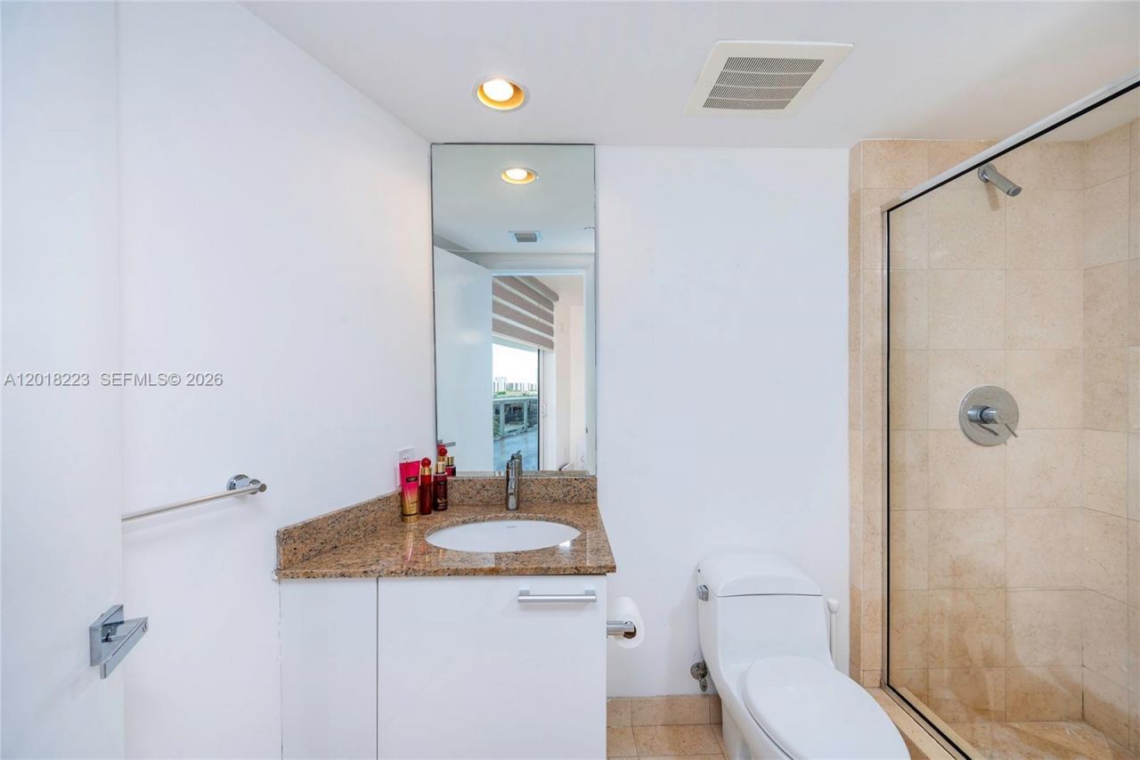 17201 Collins Ave, Unit 506, Sunny Isles Beach, FL 33160 Photo