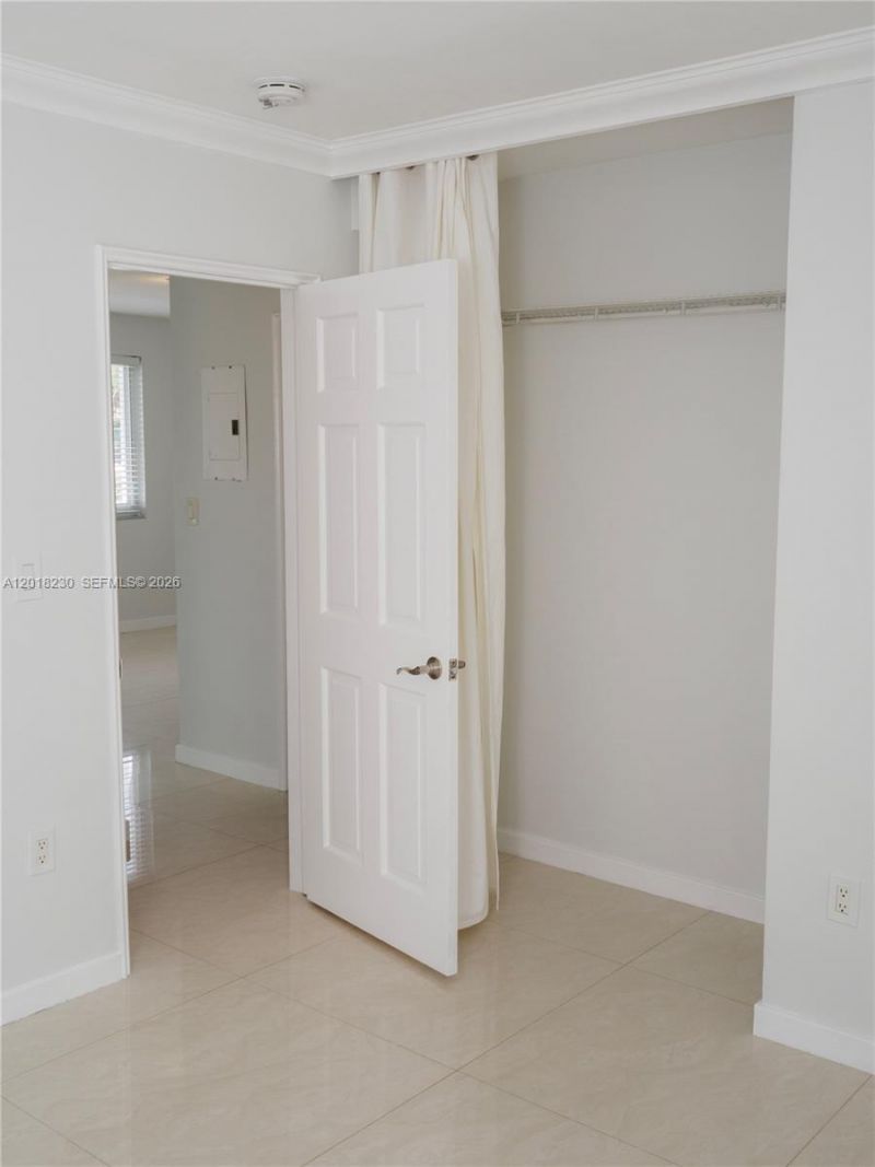 149 NW 17th Pl , Miami, FL 33125 Photo