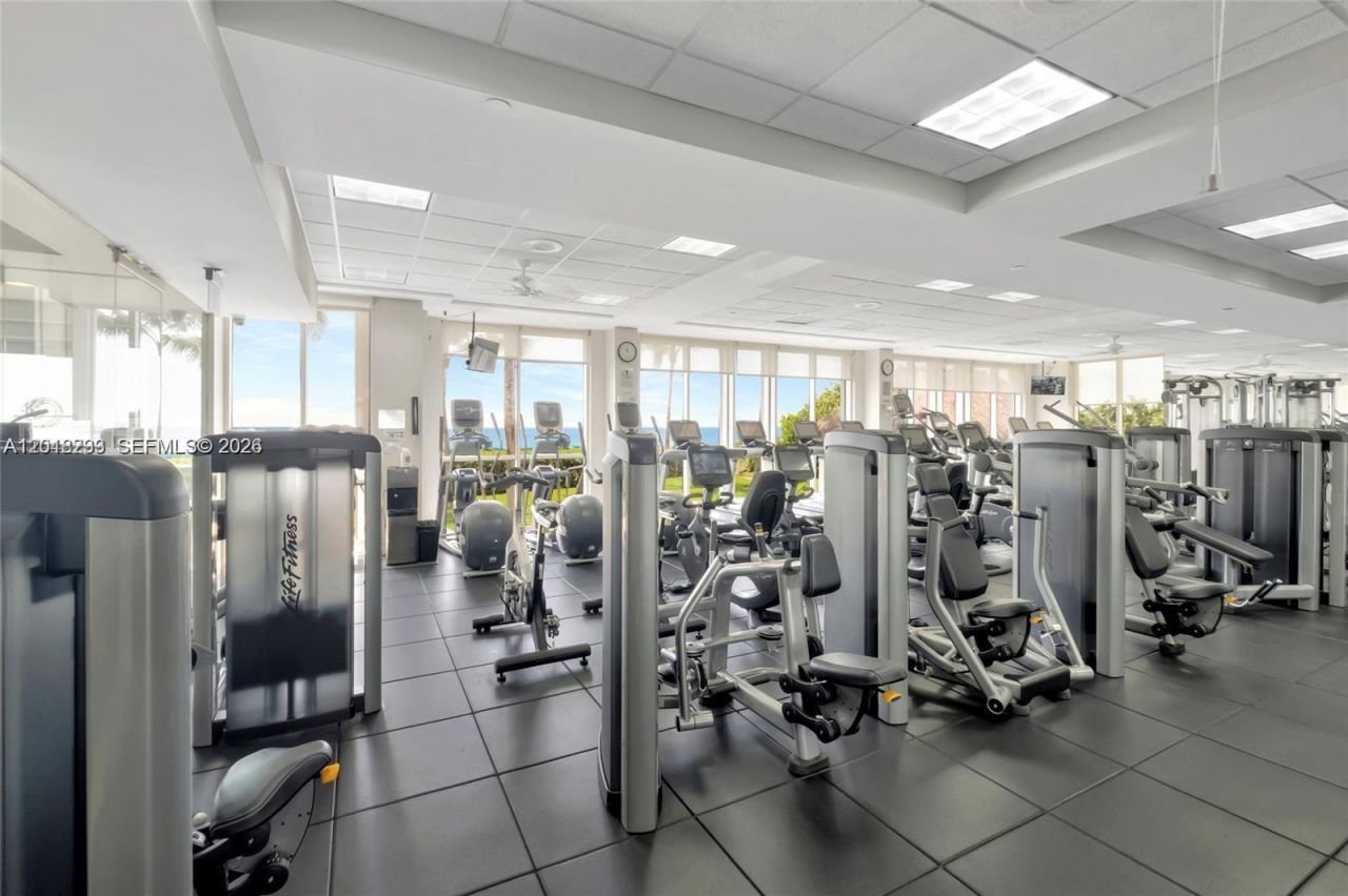 16425 Collins Ave, Unit 1612, Sunny Isles Beach, FL 33160 Photo