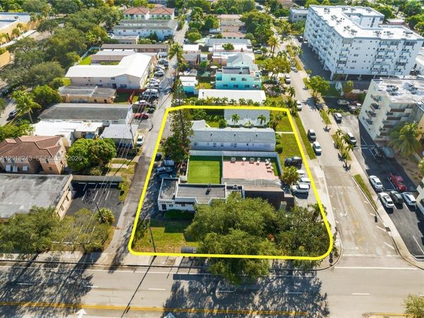699 S Federal Hwy , Hollywood, FL 33020