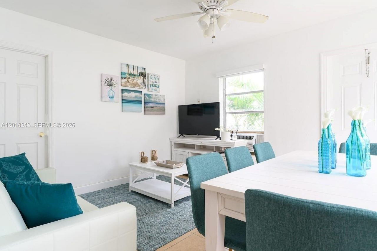 699 S Federal Hwy , Hollywood, FL 33020 Photo