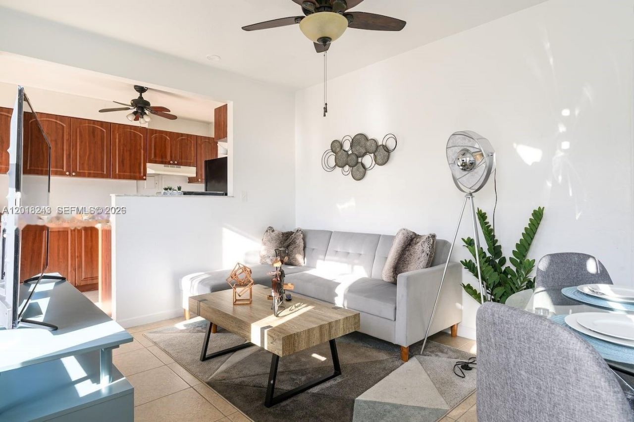 699 S Federal Hwy , Hollywood, FL 33020 Photo