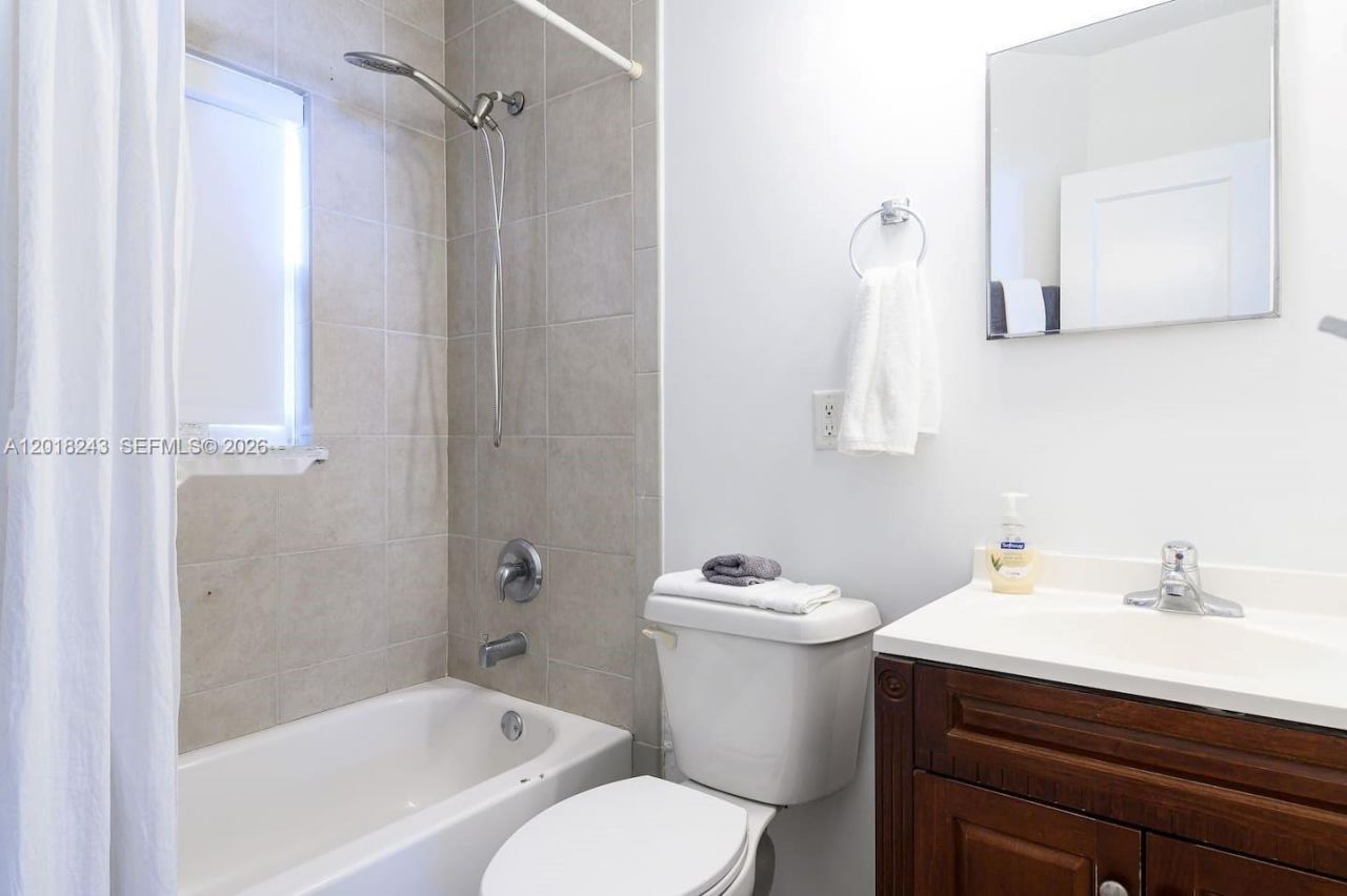 699 S Federal Hwy , Hollywood, FL 33020 Photo