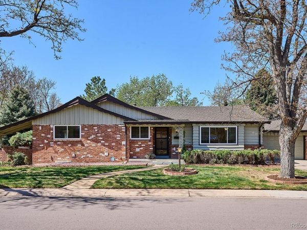 385 Oakland Street, Aurora, CO 80010