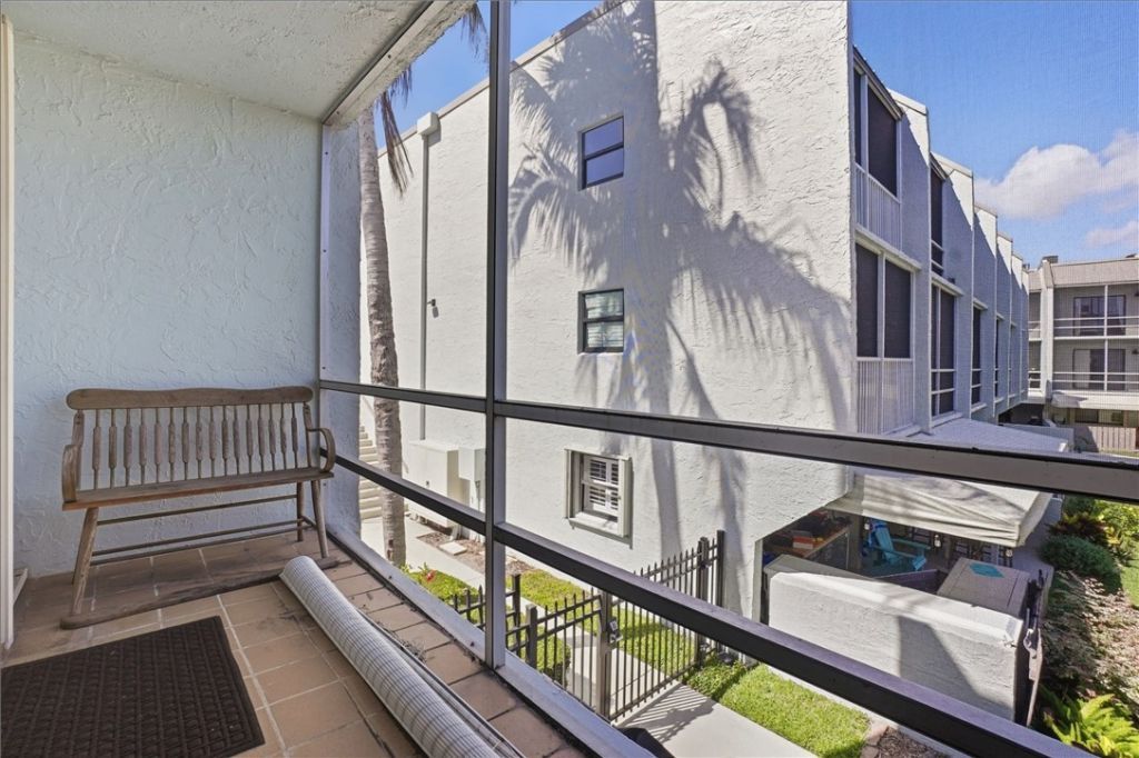 1300 Seaway Drive, Unit 6, Fort Pierce, FL 34949 Photo