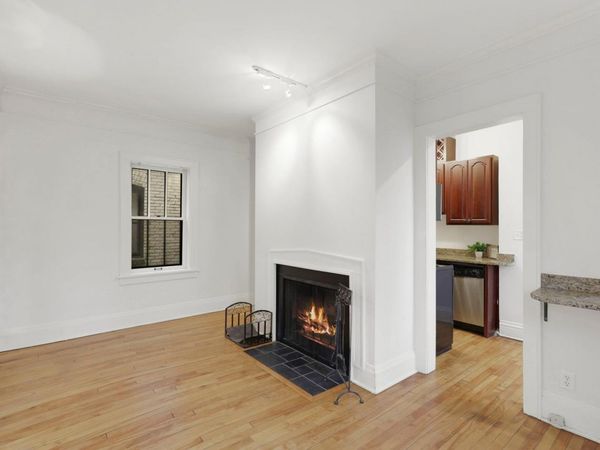220 Marshall Avenue, Unit 3, Saint Paul, MN 55102