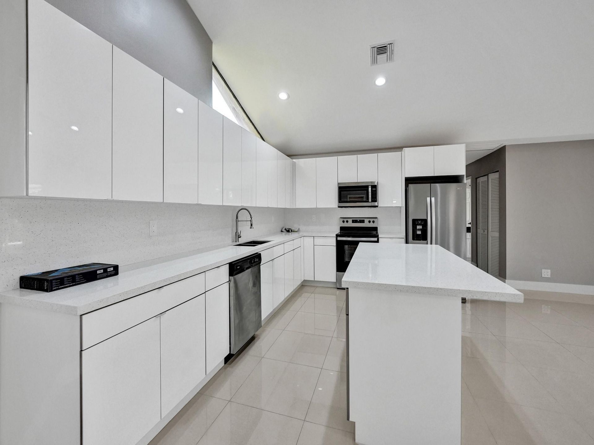 5029 NW 98th Lane, Coral Springs, FL 33076 Photo