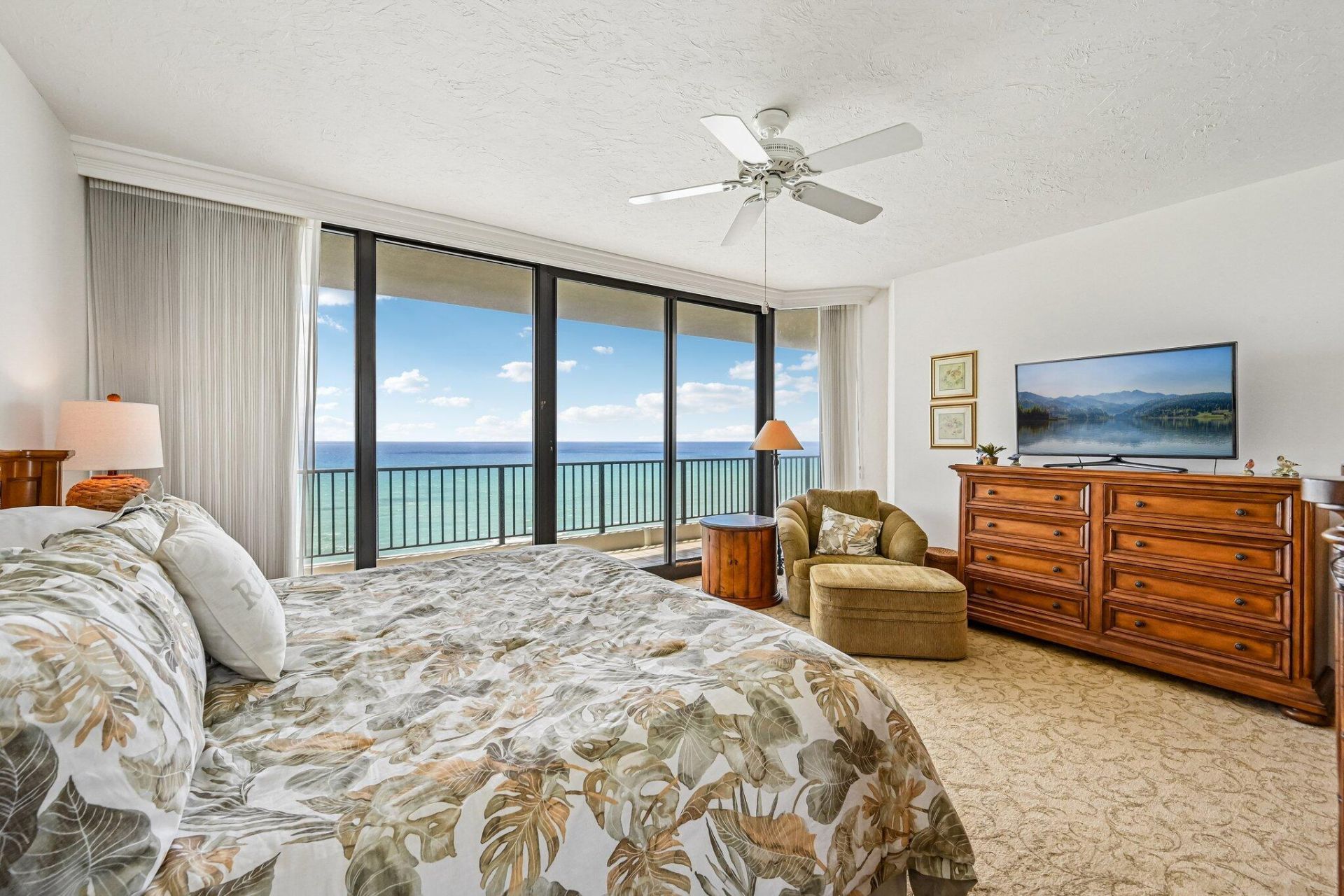 800 Ocean Drive, Unit 1105, Juno Beach, FL 33408 Photo