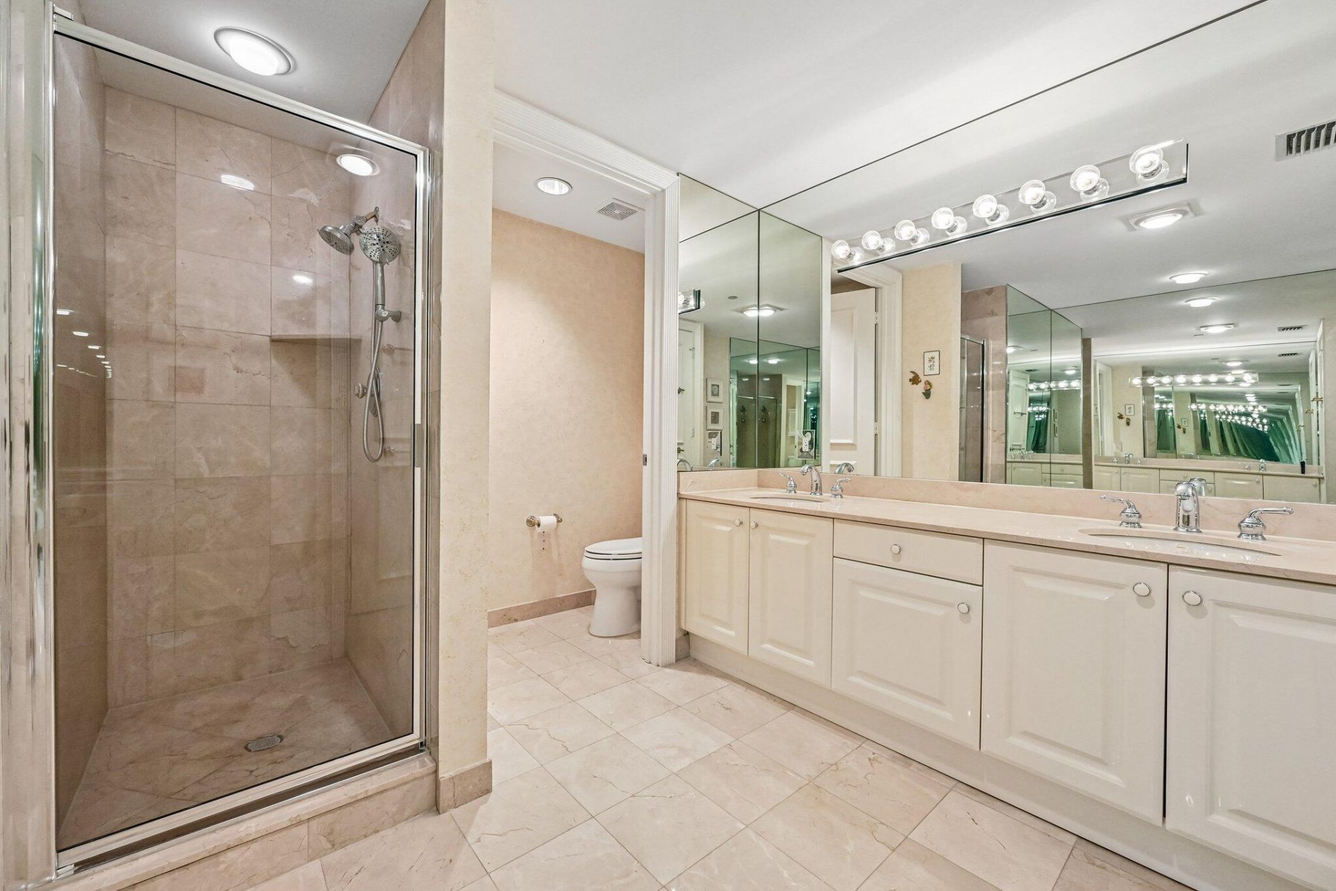 800 Ocean Drive, Unit 1105, Juno Beach, FL 33408 Photo