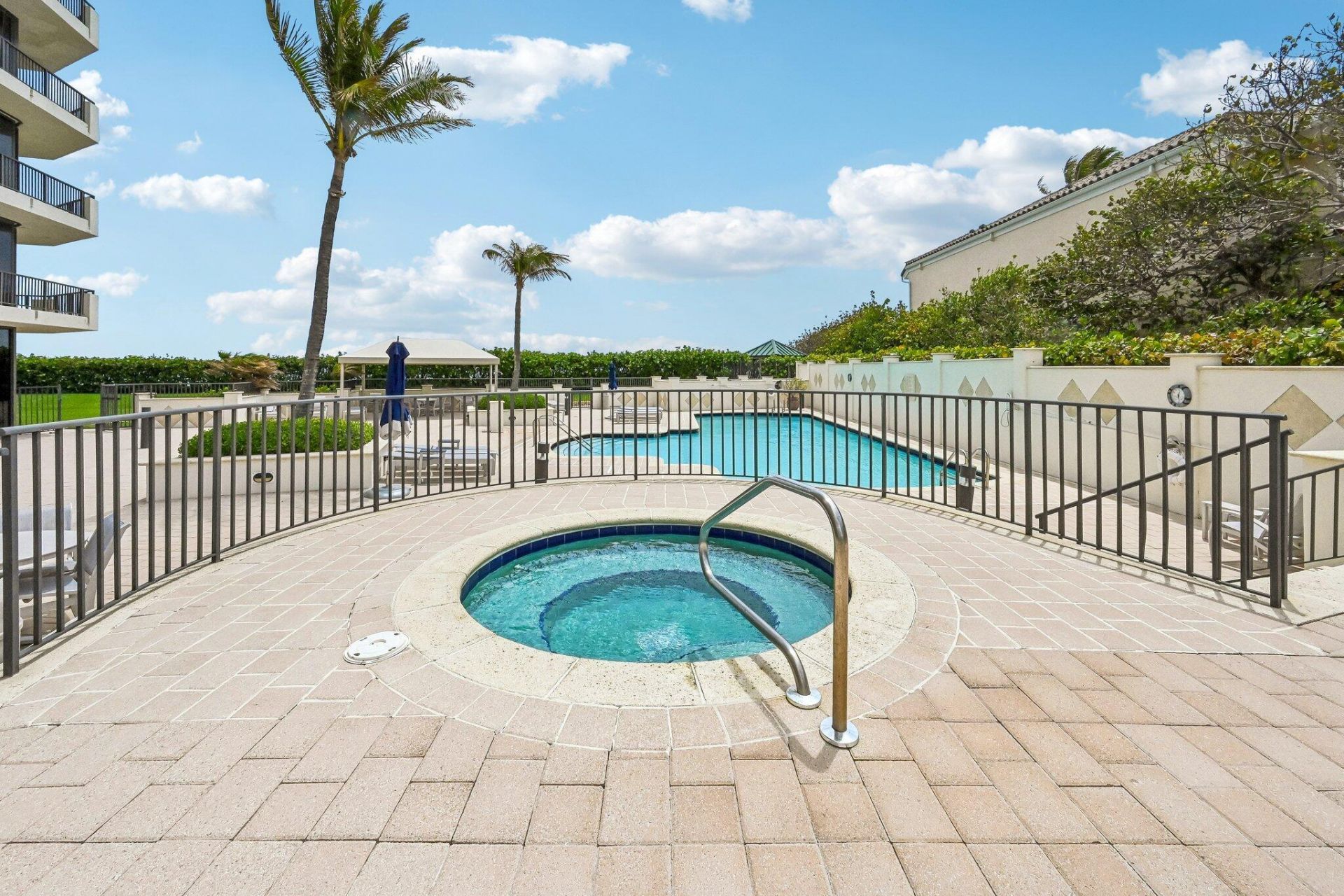 800 Ocean Drive, Unit 1105, Juno Beach, FL 33408 Photo